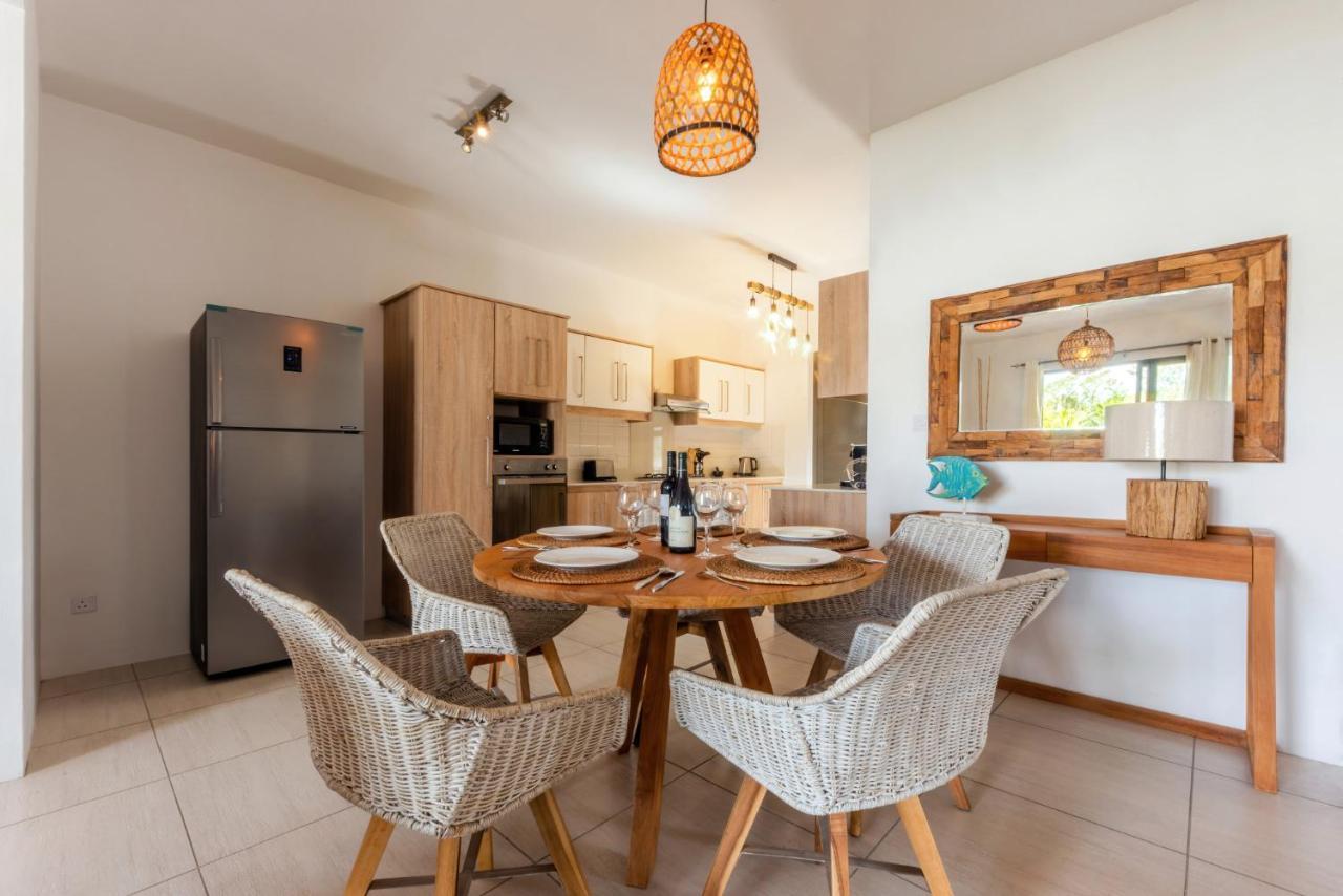 West Wood Holiday Apartment, C6 - Flic En Flac With Pool At A Quiet Location, Beautifully Decorated And Close To The Beach 외부 사진