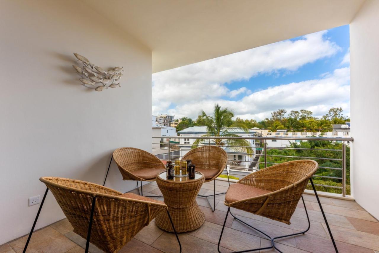 West Wood Holiday Apartment, C6 - Flic En Flac With Pool At A Quiet Location, Beautifully Decorated And Close To The Beach 외부 사진